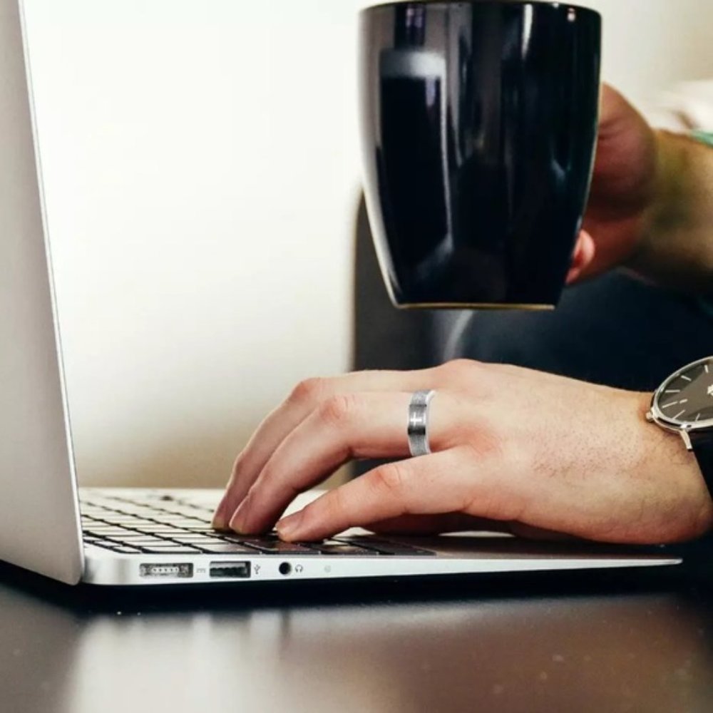 8mm Cross Stainless Steel Ring Men’s / Women’s - Picture 8 of 8